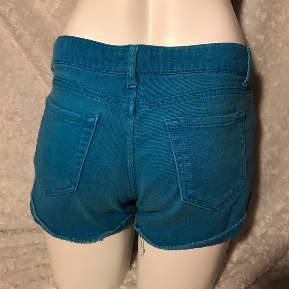 Shorts - Picture 3 of 4